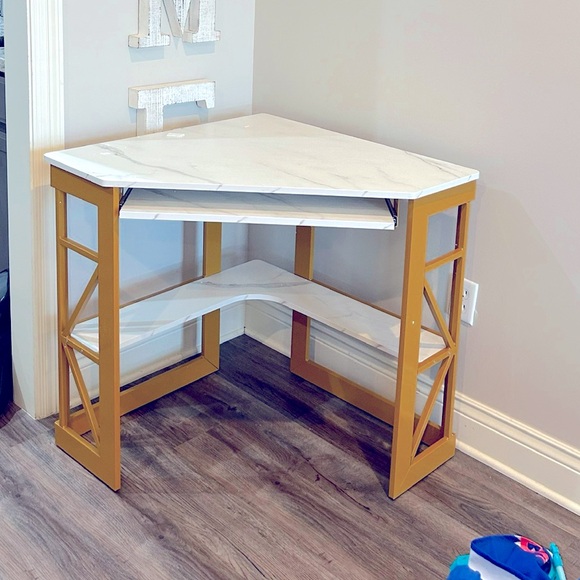 Corner Computer Desk Writing Smooth Keyboard Tray & Lower Shelving - Picture 2 of 3